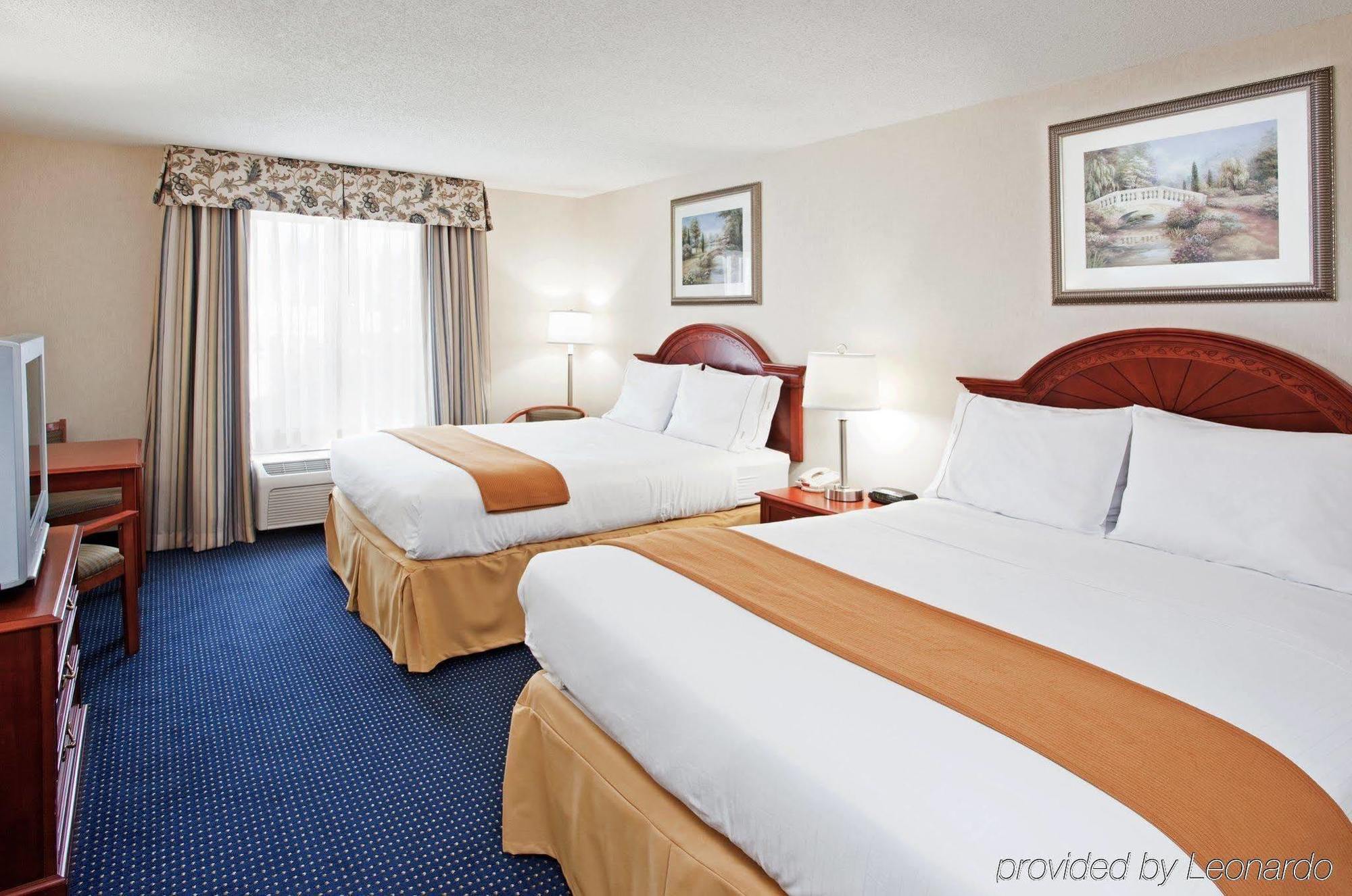 Holiday Inn Express Hotel & Suites Cleveland-Richfield, An Ihg Hotel Brecksville Номер фото